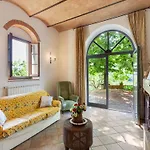 With Pool In Ferienhaus Barberino di Val dʼElsa