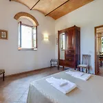 With Pool In Ferienhaus Barberino di Val dʼElsa